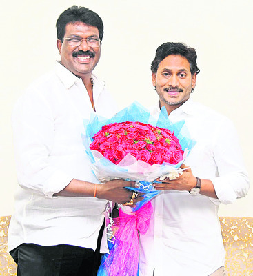 మర్యాదపూర్వక కలయిక 1