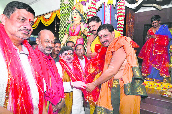 అన్నపూర్ణే.. సదా పూర్ణే1
