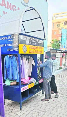సమాజ సేవలో పోలీస్‌ 3