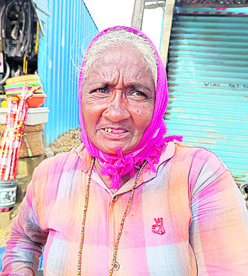 గునుగు పూలతో ఉపాధి 1