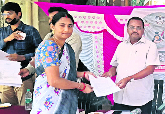 లోక్కళ్యాణ్ మేళాను సద్వినియోగం చేసుకోవాలి 1
