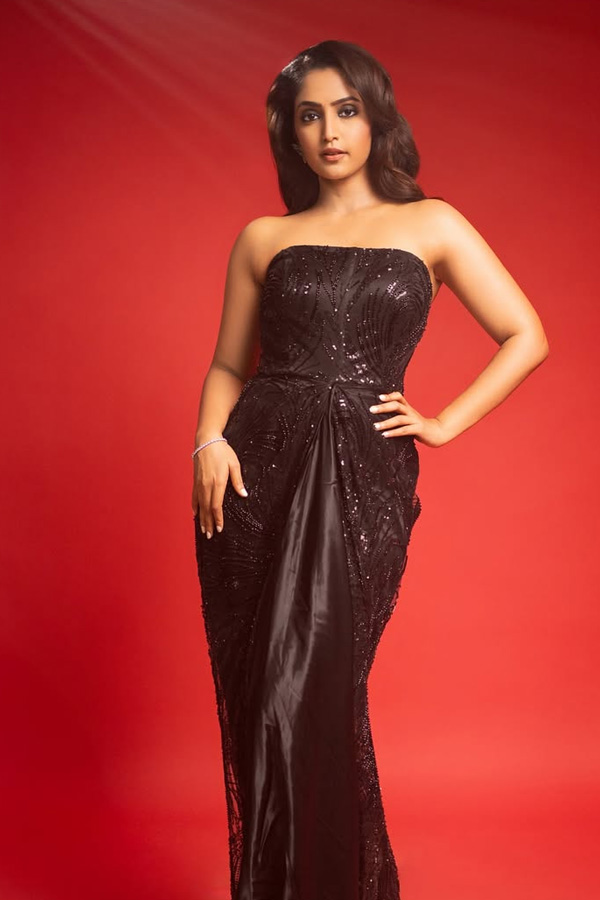Actress Reba Monica John Beautiful Stunning Photos10
