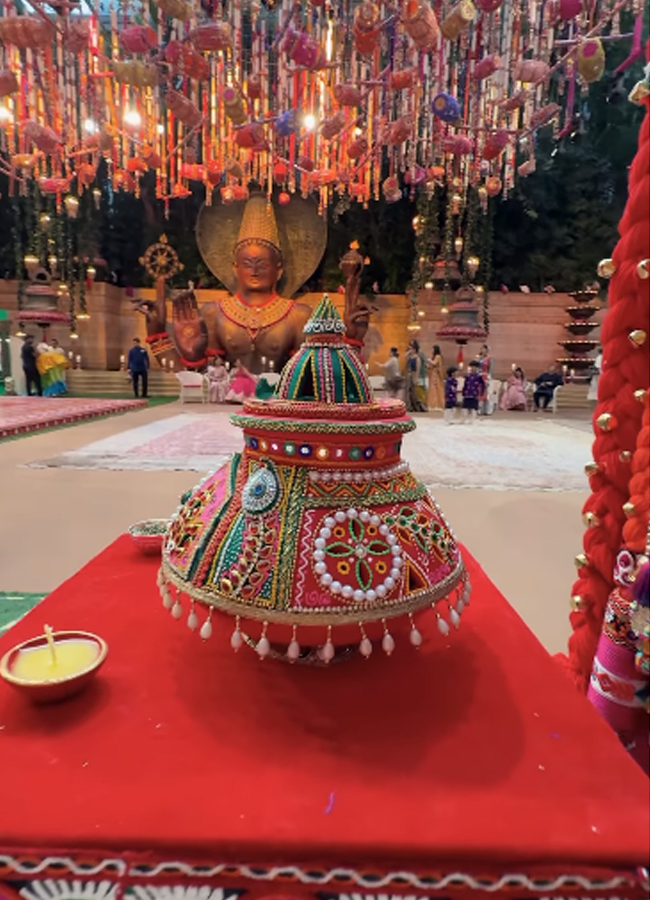 Ambani family's Navratri celebrations are a feast for the eyes photos2