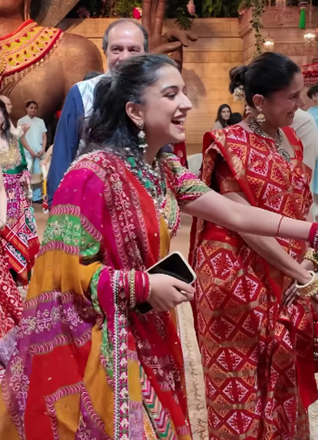 Ambani family's Navratri celebrations are a feast for the eyes photos4