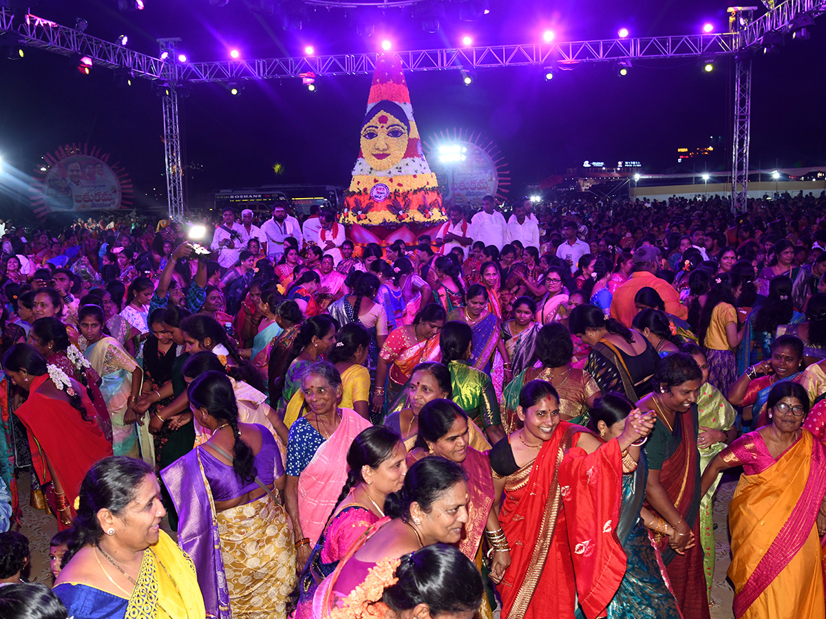 BRS Party Bathukamma Celebrations At Peoples Plaza Ground20