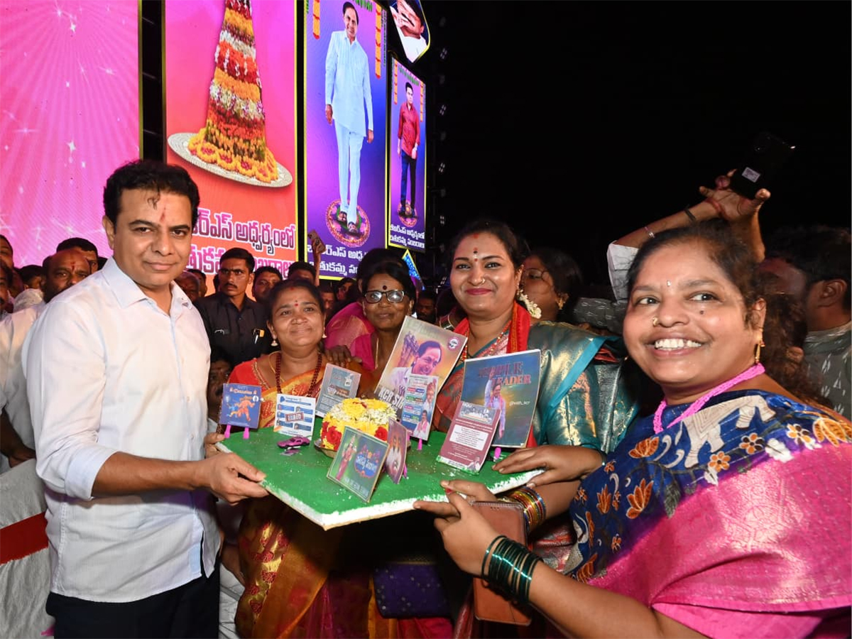 BRS Party Bathukamma Celebrations At Peoples Plaza Ground5