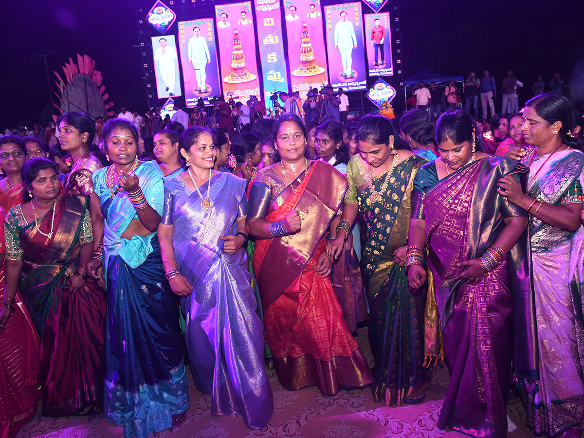 BRS Party Bathukamma Celebrations At Peoples Plaza Ground9
