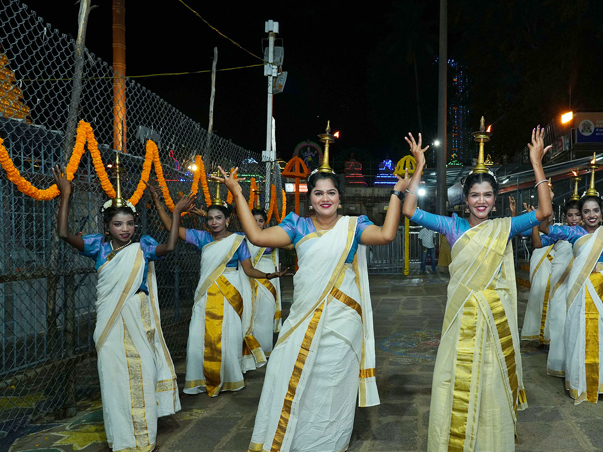 Dussehra 2025 Navaratri Utsavalu In Srisailam Photos12