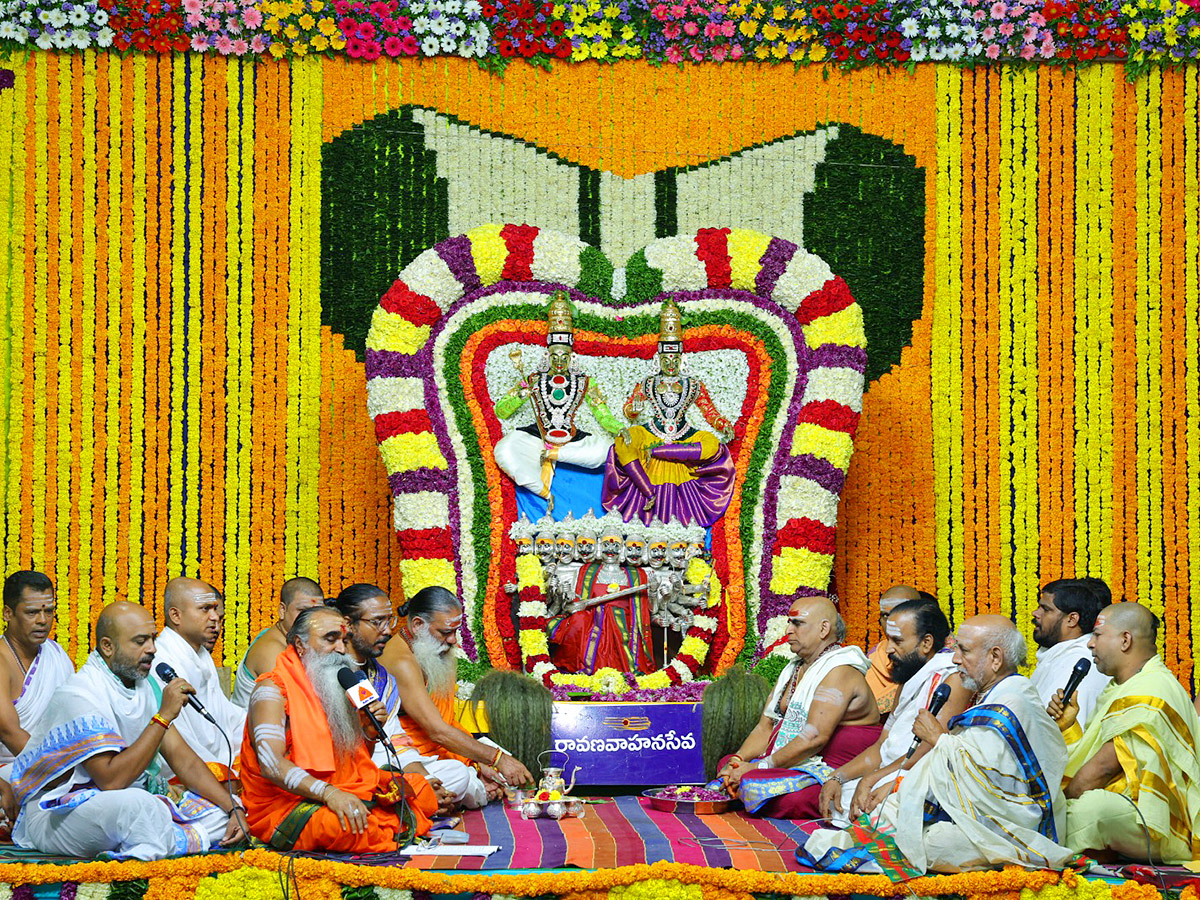 Dussehra 2025 Navaratri Utsavalu In Srisailam Photos3