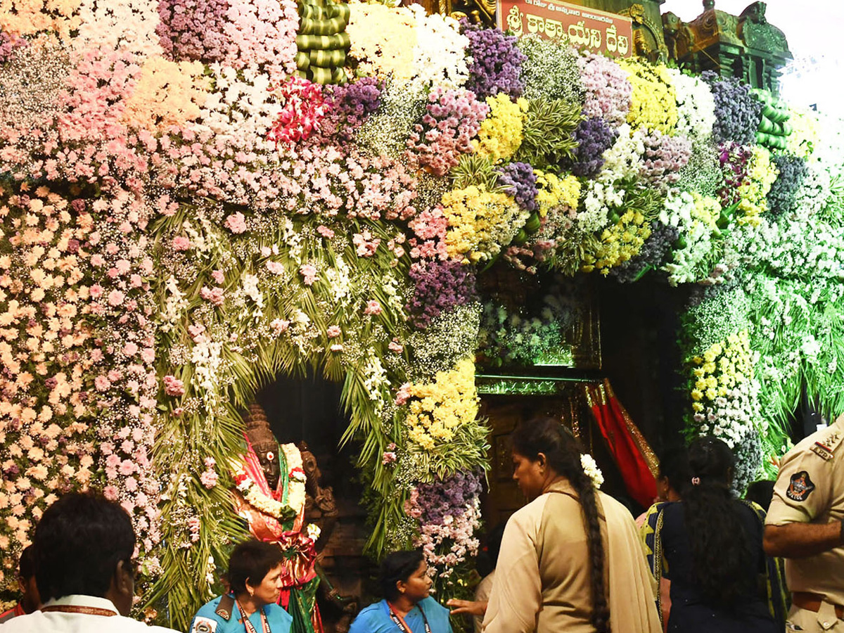 Katyayani Devi Alankaram Day 4 In Vijayawada Dasara Navaratri 2025 Photos22