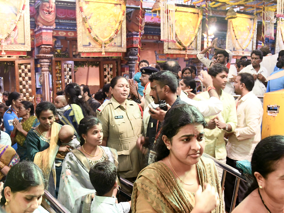 Katyayani Devi Alankaram Day 4 In Vijayawada Dasara Navaratri 2025 Photos24