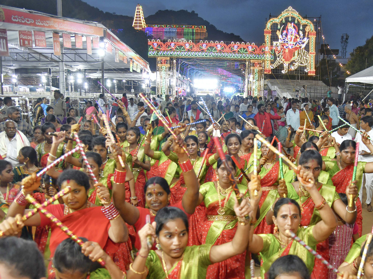 Katyayani Devi Alankaram Day 4 In Vijayawada Dasara Navaratri 2025 Photos28