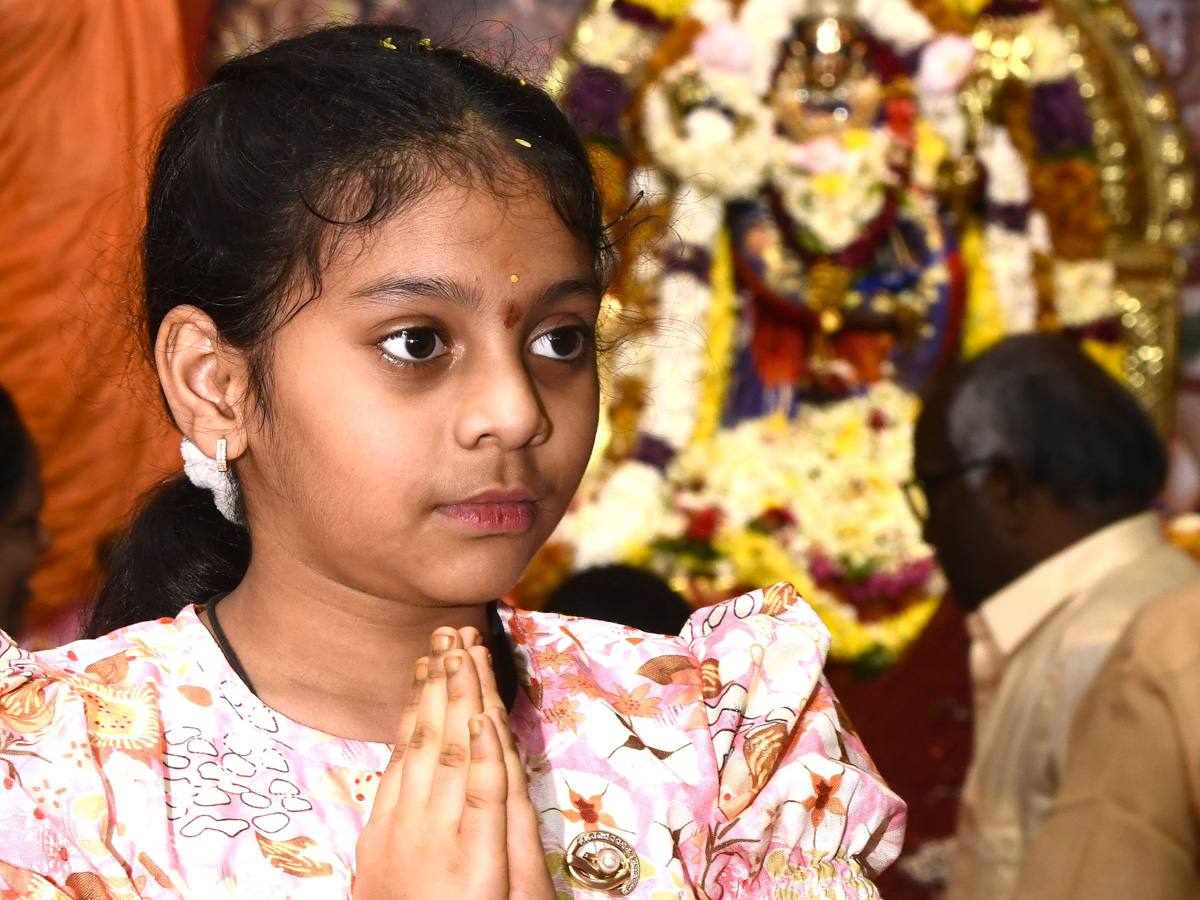Katyayani Devi Alankaram Day 4 In Vijayawada Dasara Navaratri 2025 Photos8