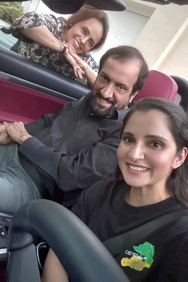 Sania Mirza Family Latest Pics Goes Viral, Porsche Steals Spotlight: Photos2