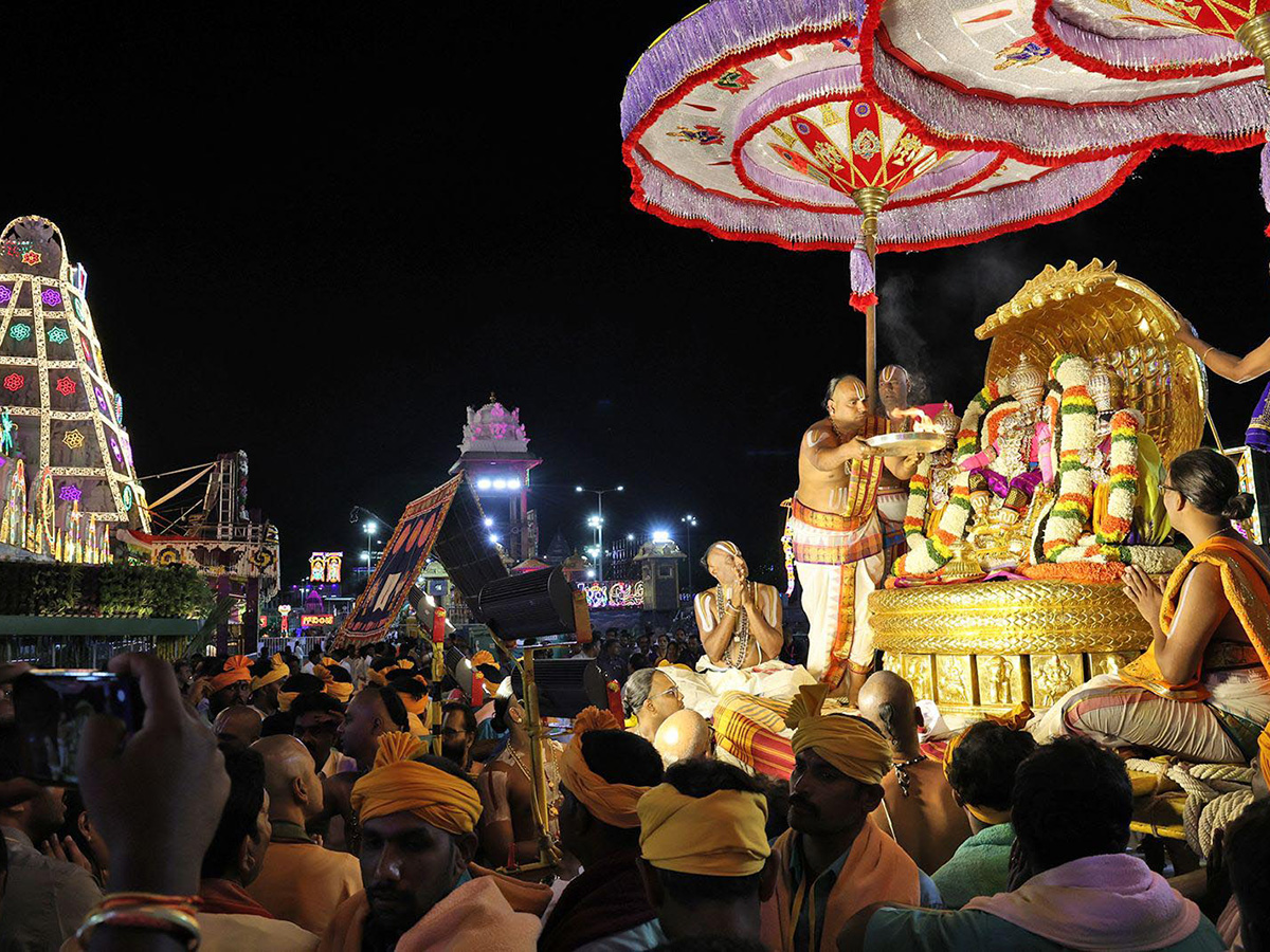 Tirumala Pedda Sesha Vahanam of Srivari Salakatla Brahmotsavams5