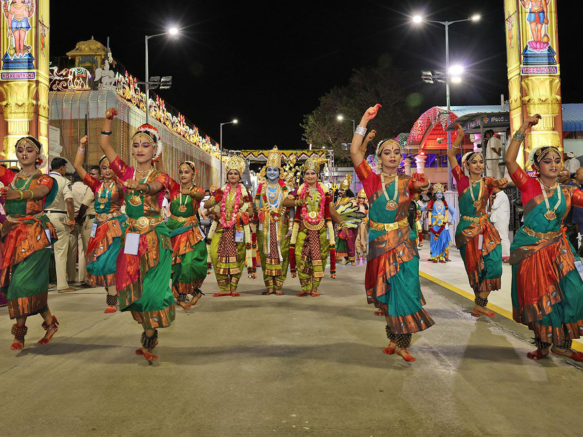 Tirumala Pedda Sesha Vahanam of Srivari Salakatla Brahmotsavams7