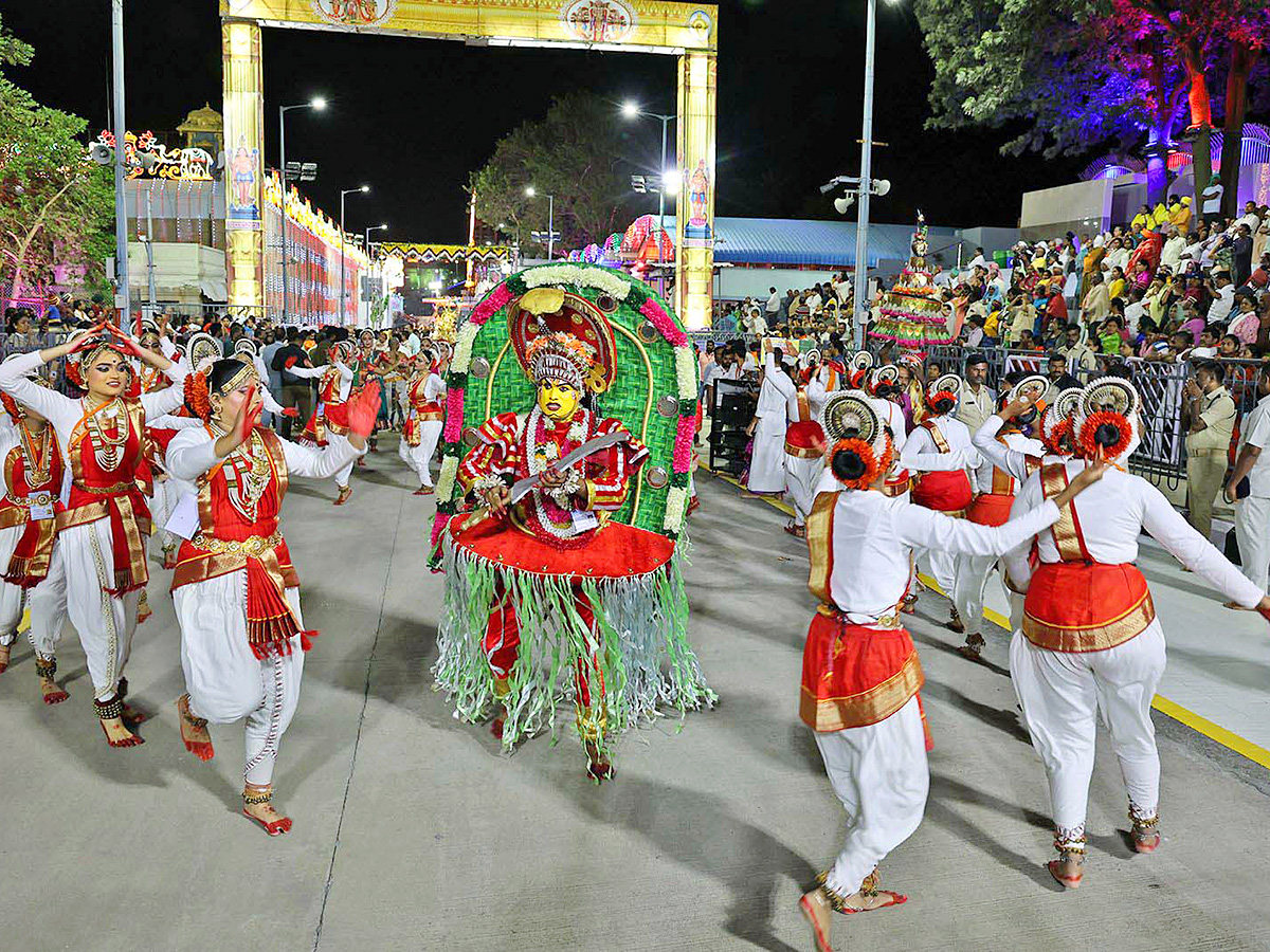 Tirumala Pedda Sesha Vahanam of Srivari Salakatla Brahmotsavams8