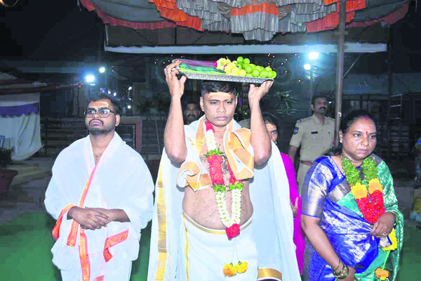 వైభవంగా జోగుళాంబ నవరాత్రి ఉత్సవాలు 1