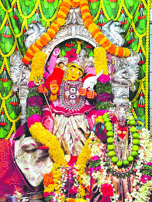 ● భక్తుల పాలిట కల్పవల్లి కాత్యాయని దేవి 
1