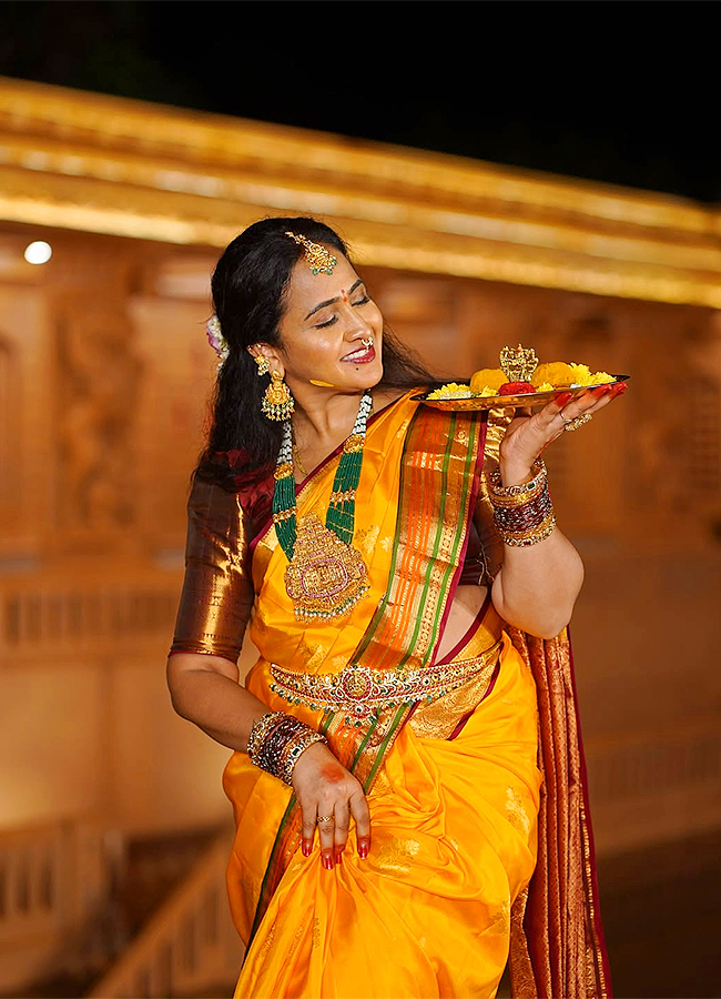 Anchor Lasya Dussehra 2025 Special Photos Viral7