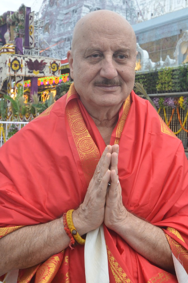 Popular Indian Actor Anupam Kher visited Tirumala Photos6