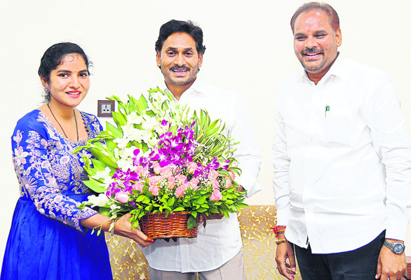 మర్యాదపూర్వక కలయిక 1