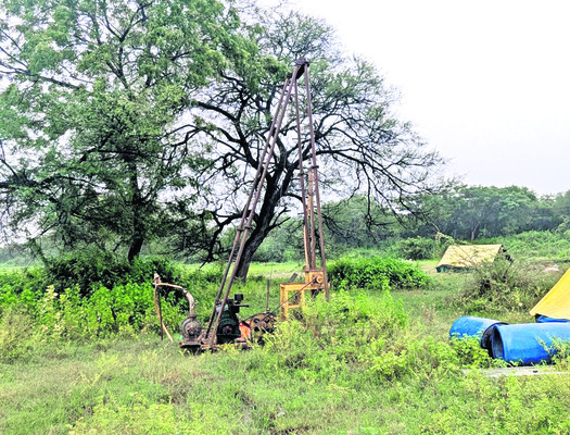 రూ. 5,55,555తో  అమ్మవారికి అలంకరణ 
2