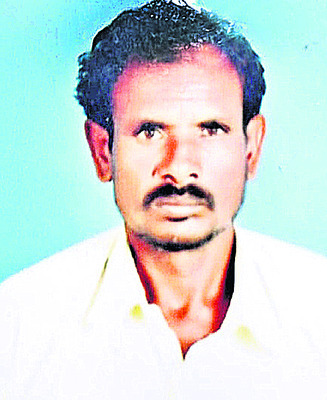 మా భూమిని ఆక్రమిస్తున్నారయ్యా! 
1