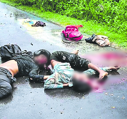 ఇద్దరు విద్యార్థుల ఉసురు తీసిన కాలేజీ బస్సు 2