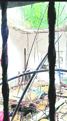 పొంగిన వాగులు, వంకలు2