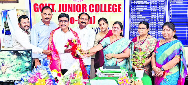 29న సద్దుల బతుకమ్మ
1