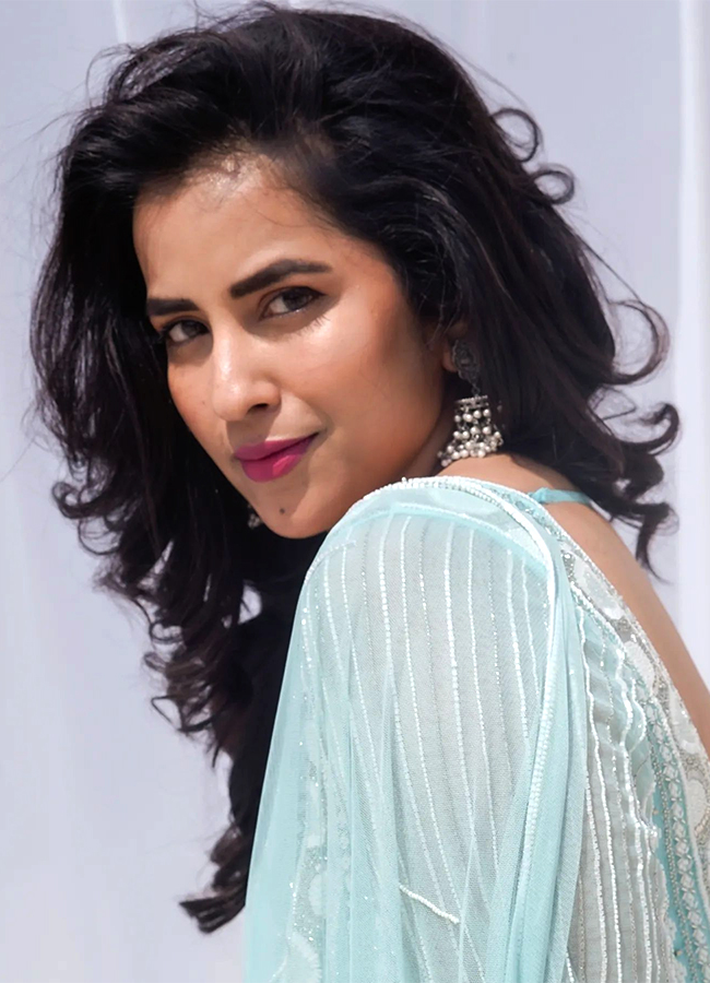 Tollywood Actress Komalee Prasad HD Latest Photos11