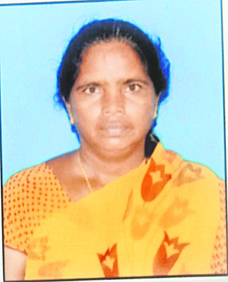 ట్రాక్టర్ కింద నలిగిన రెండు ప్రాణాలు 1
