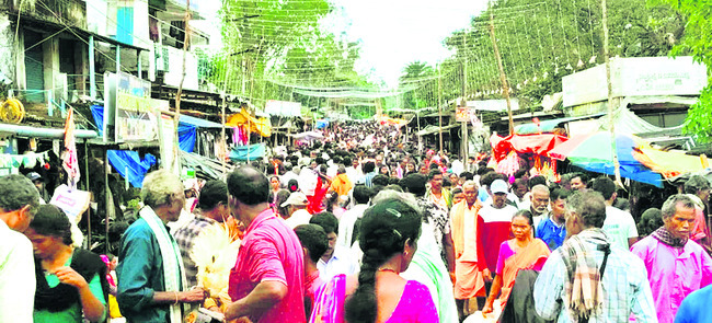 సంతకు పండగ శోభ 1