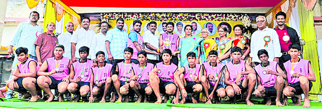 ఆట్యాపాట్యా రాష్ట్ర క్రీడల్లో గుంటూరుకు తృతీయ స్థానం 1
