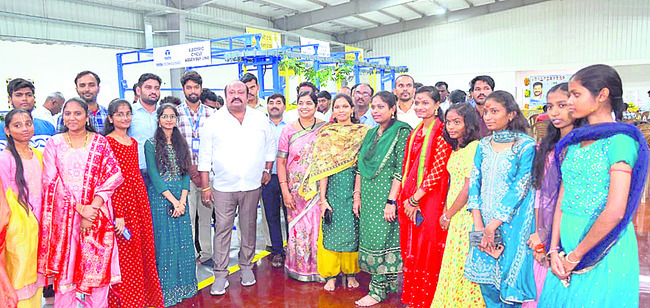 మచ్చ లేని నేత    కొండా లక్ష్మణ్‌ బాపూజీ2