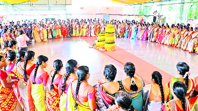 గోదావరి దోబూచులాట 1