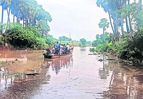 దారులన్నీ ఏరులై. .
6