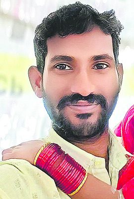 లలితాదేవిగా  తలుపులమ్మ తల్లి
3
