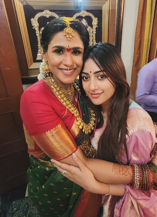 Tollywood actress at Seemantham ceremony (Photos)8