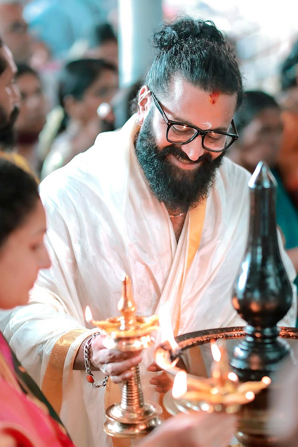 Rishab Shetty And wife visit Kollur Mookambika Temple Photos2