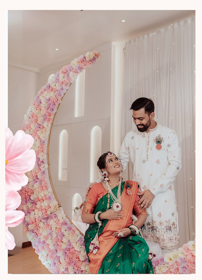 Indian Idol star Sayli Kamble is going to become a mother photos4