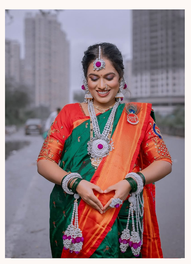 Indian Idol star Sayli Kamble is going to become a mother photos6