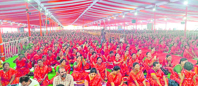 వైభవంగా సత్యదేవుని ప్రాకార సేవ 1