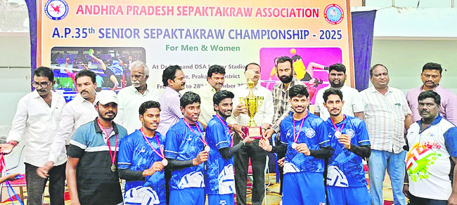 సెపక్‌ తక్రా విజేతలు.. తూర్పుగోదావరి, శ్రీకాకుళం 1