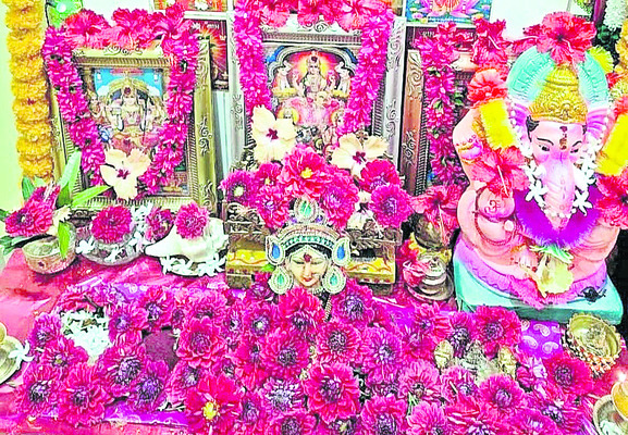 ● చండీ రూపంలో అమ్మవారు2