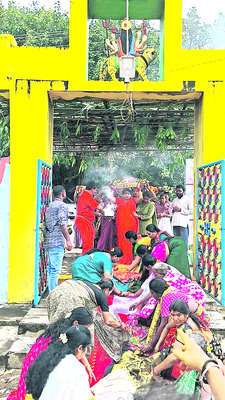 వైభవంగా దేవీ శరన్నవరాత్రులు 1