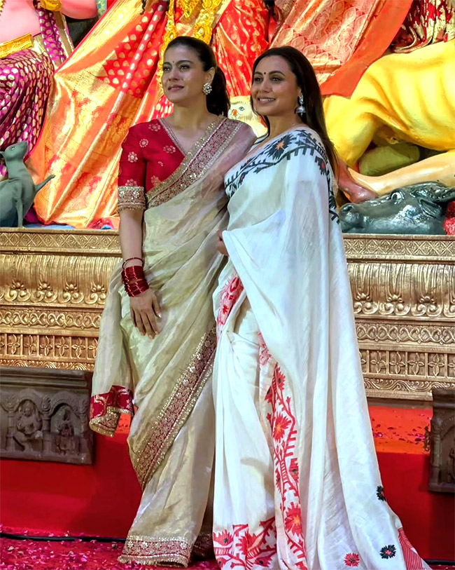 Bollywood Actors Rani Mukerji and Kajol At Durga Puja Photos8