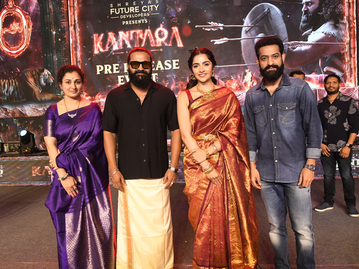 Kantara Chapter 1 Pre Release Event Photos18