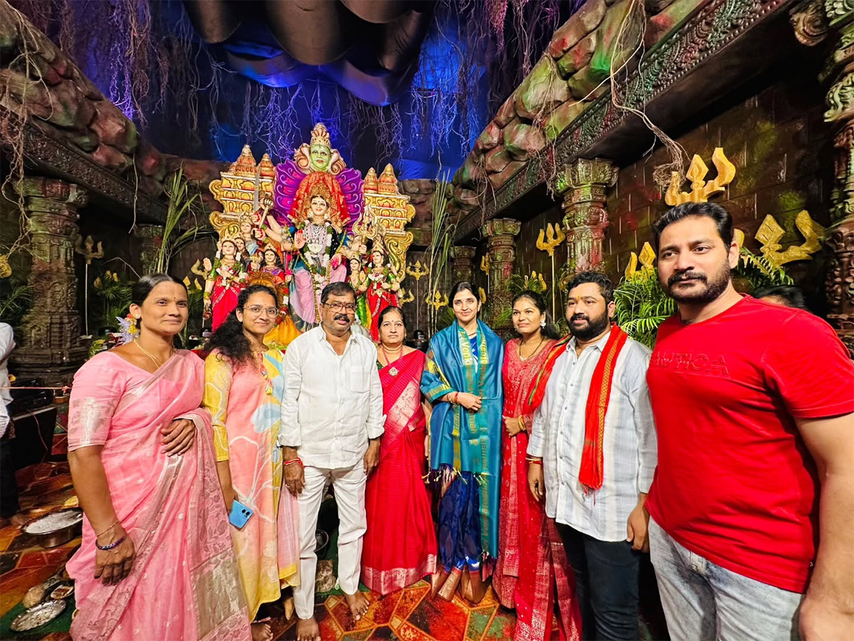 YSRCP Leader Shyamala Dussehra Pooja in Hyderabad7
